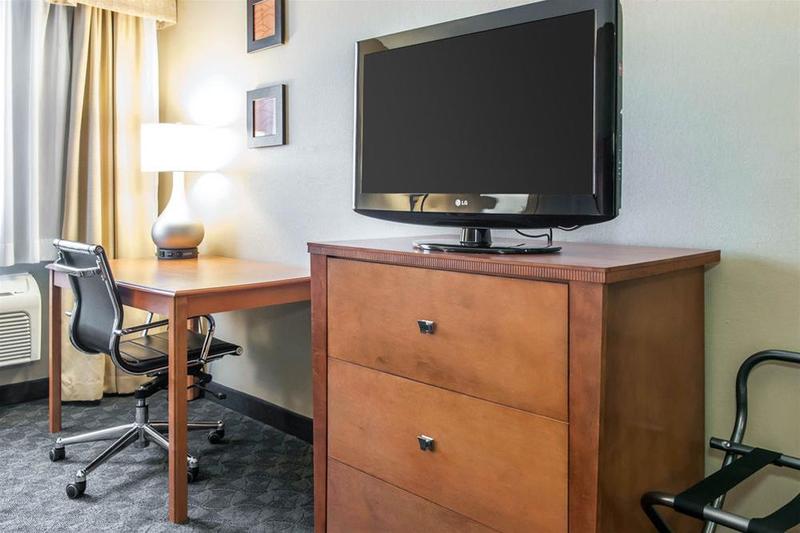 호텔 Comfort Inn & Suites Napoleon