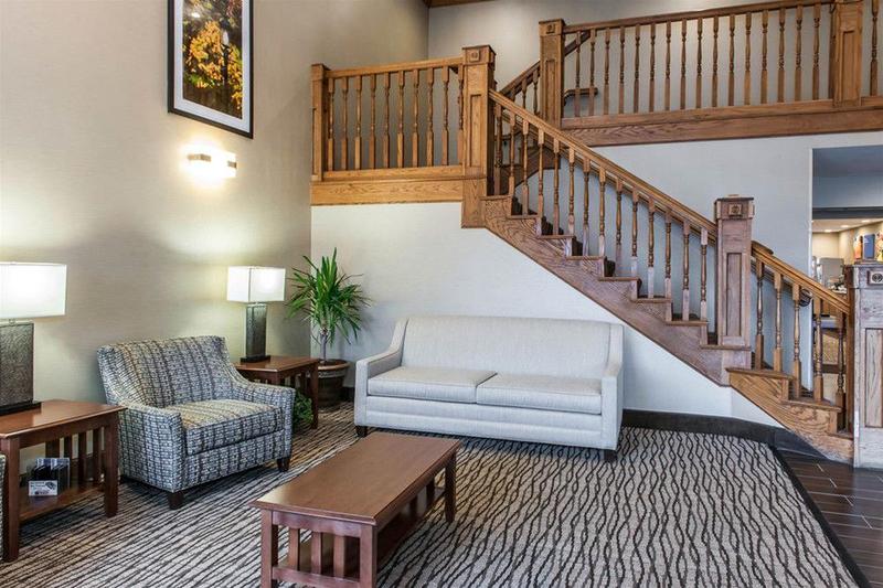 호텔 Comfort Inn & Suites Napoleon