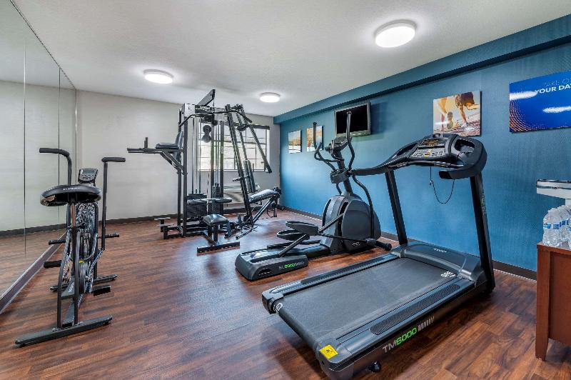 호텔 Comfort Inn & Suites Napoleon
