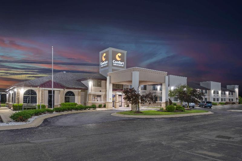 호텔 Comfort Inn & Suites Napoleon