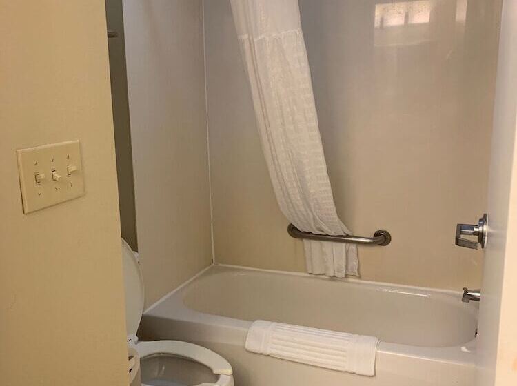 فندق Comfort Inn Franklin Highway 96