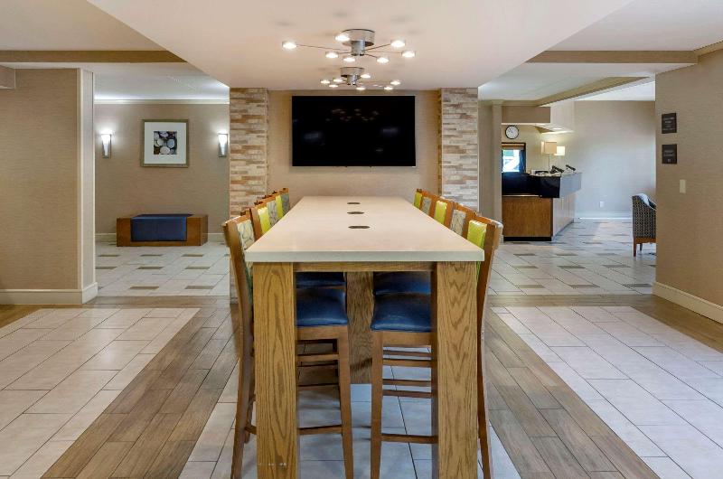 فندق Comfort Inn Roanoke Civic Center