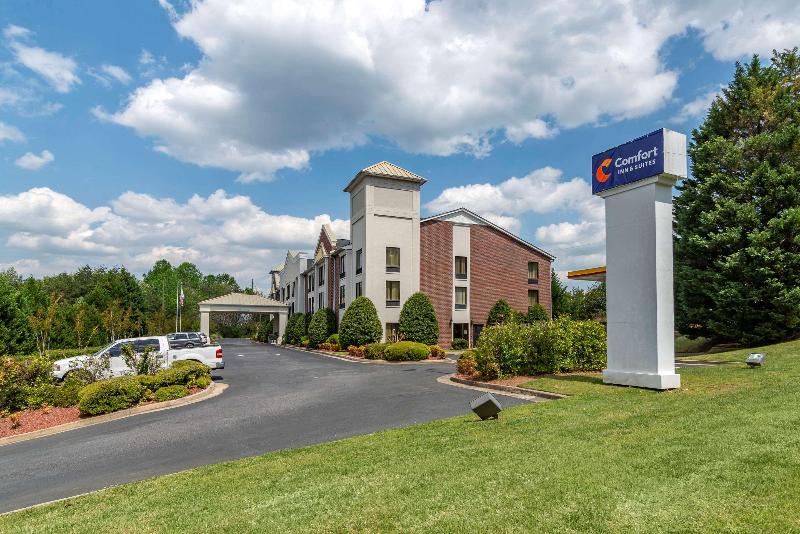 فندق Comfort Inn & Suites Dahlonega University Area