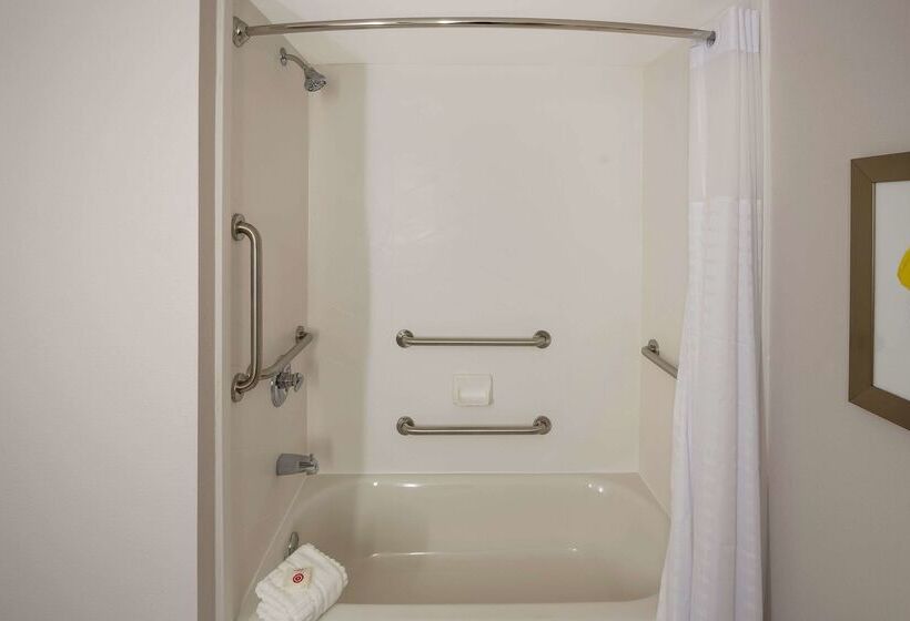 فندق Comfort Inn & Suites Fishers  Indianapolis