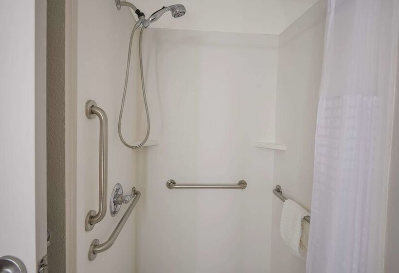 فندق Comfort Inn & Suites Fishers  Indianapolis