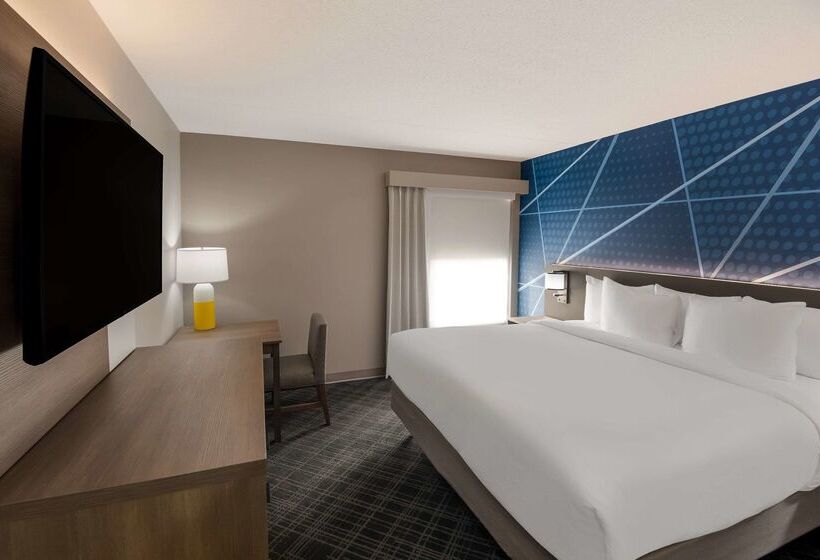 فندق Comfort Inn & Suites Fishers  Indianapolis