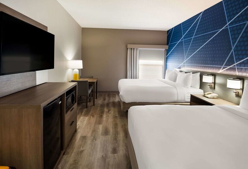 فندق Comfort Inn & Suites Fishers  Indianapolis