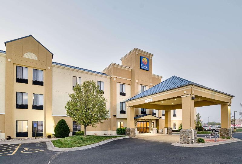 فندق Comfort Inn & Suites