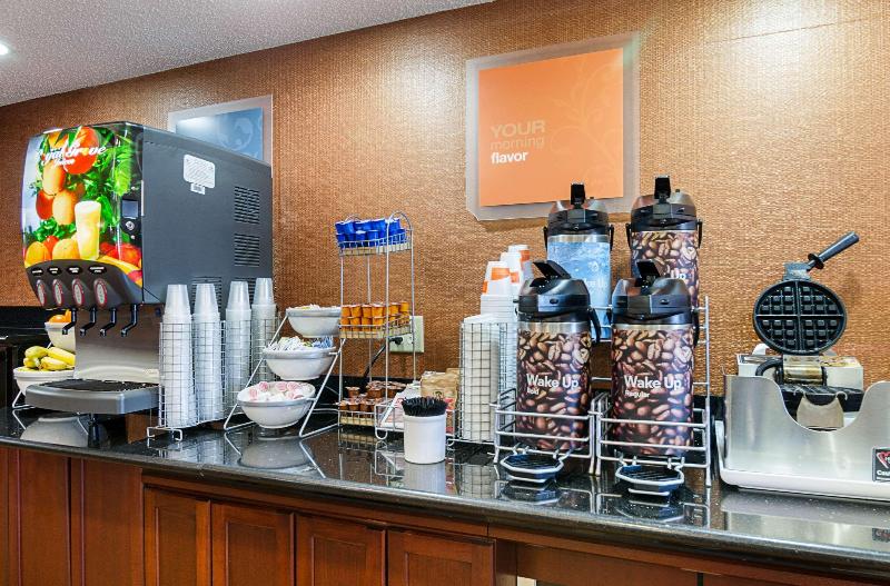 فندق Comfort Inn & Suites