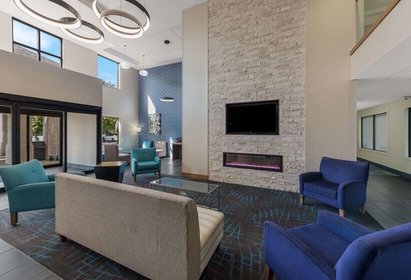 Отель Comfort Inn & Suites Tipp City Dayton North I 75