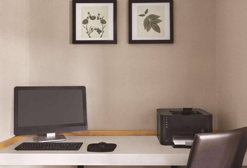 فندق Country Inn & Suites By Radisson, Abingdon, Va