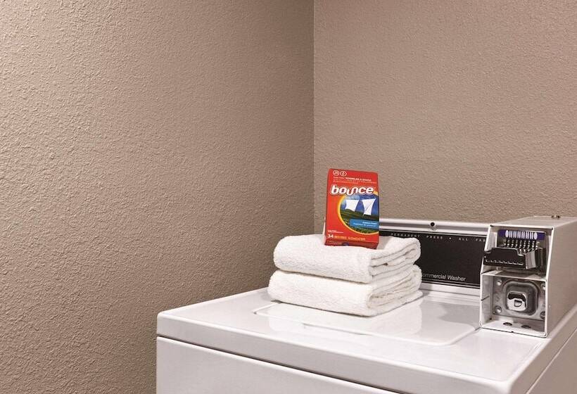 בית מלון כפרי Country Inn & Suites By Radisson, Abingdon, Va
