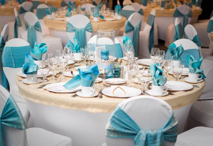 فندق Crowne Plaza Melbourne Oceanfront, An Ihg