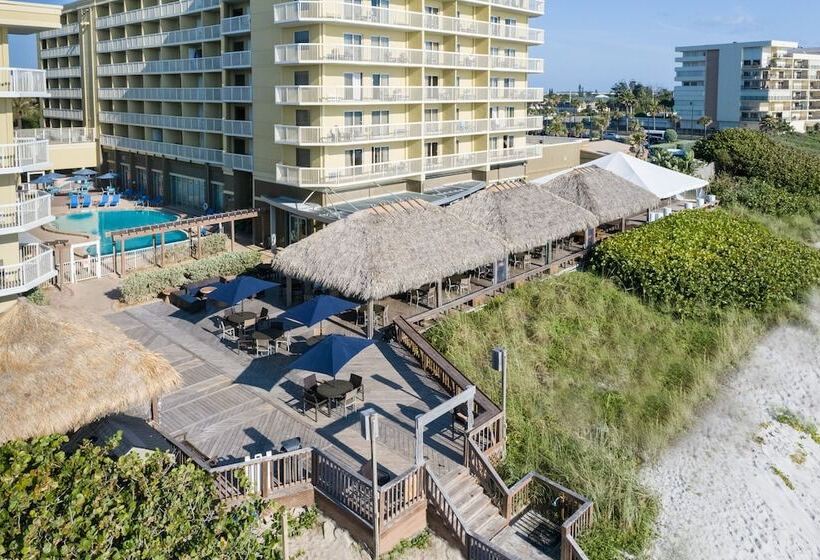 فندق Crowne Plaza Melbourne Oceanfront, An Ihg