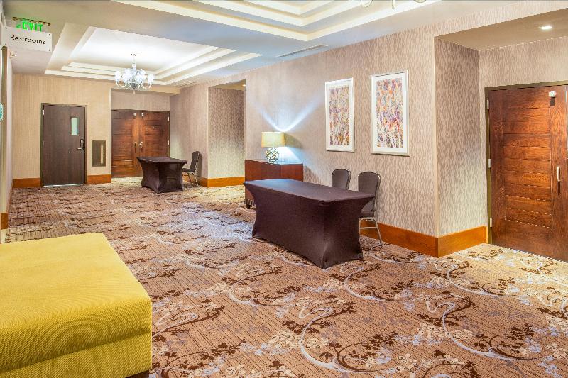 בית מלון כפרי Skybridge Seattle Airport