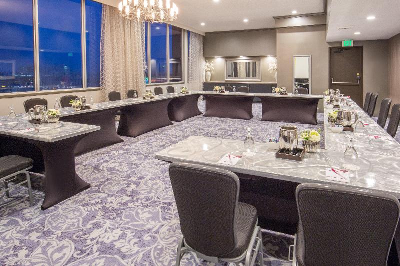 בית מלון כפרי Skybridge Seattle Airport