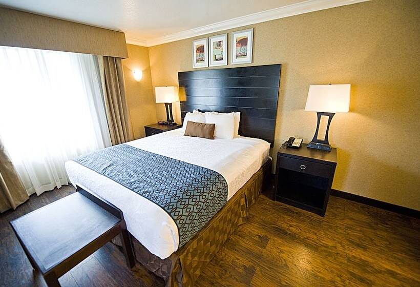 호텔 D Lins Ontario Airport