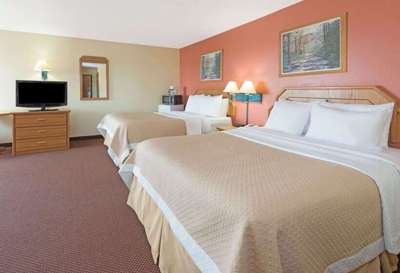 Отель Days Inn By Wyndham Cameron