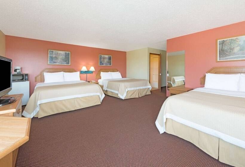 Отель Days Inn By Wyndham Cameron