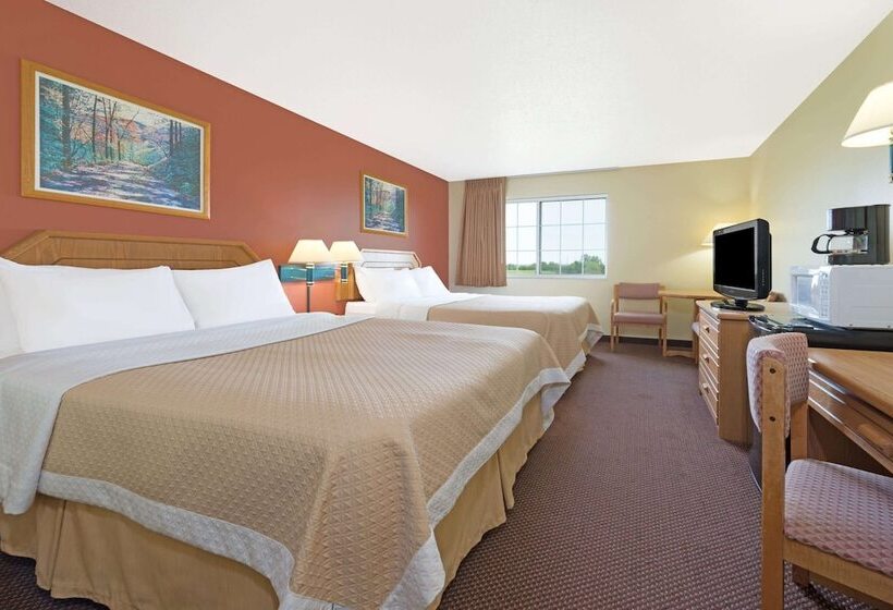 Отель Days Inn By Wyndham Cameron