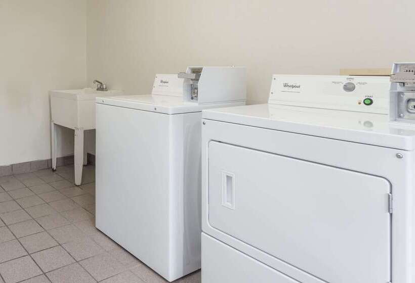 فندق Days Inn By Wyndham Chiefland