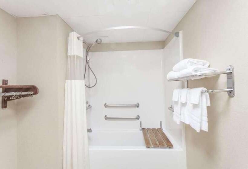 فندق Days Inn By Wyndham Goodlettsville/nashville