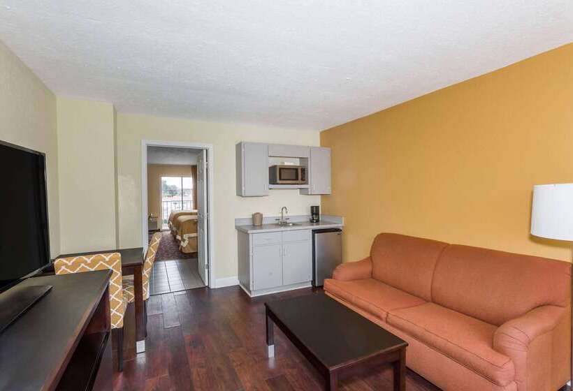 فندق Days Inn & Suites By Wyndham Port Richey