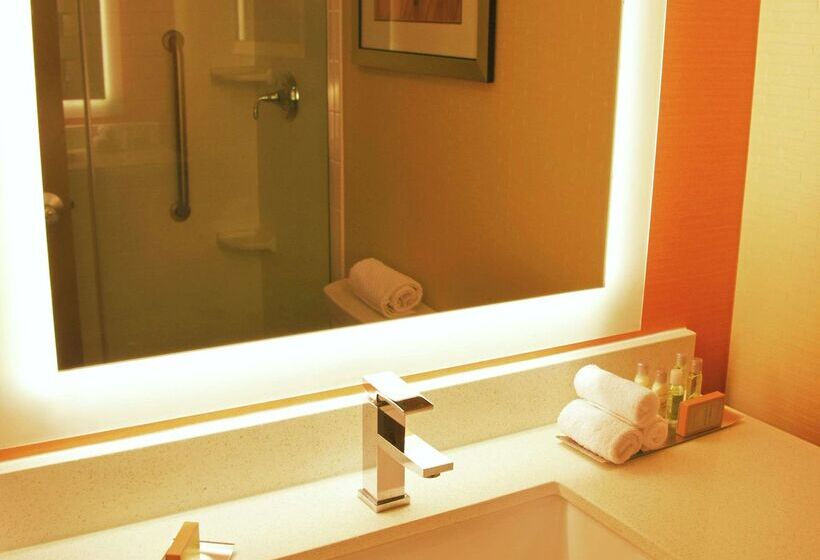 Doubletree By Hilton Hotel Montgomery Downtown