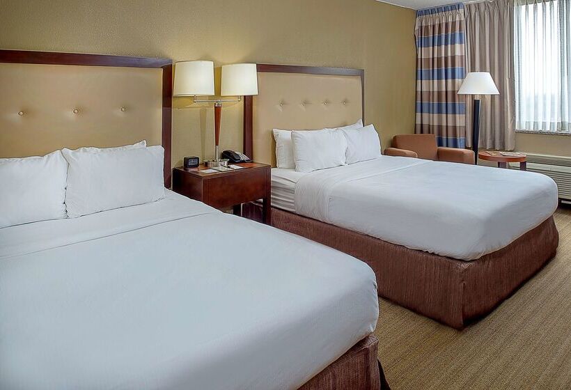 ホテル Doubletree By Hilton St. Louis Westport