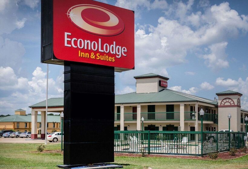 هتل Econo Lodge Inn & Suites