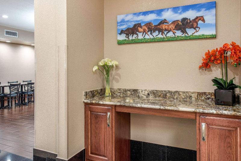 فندق Econo Lodge