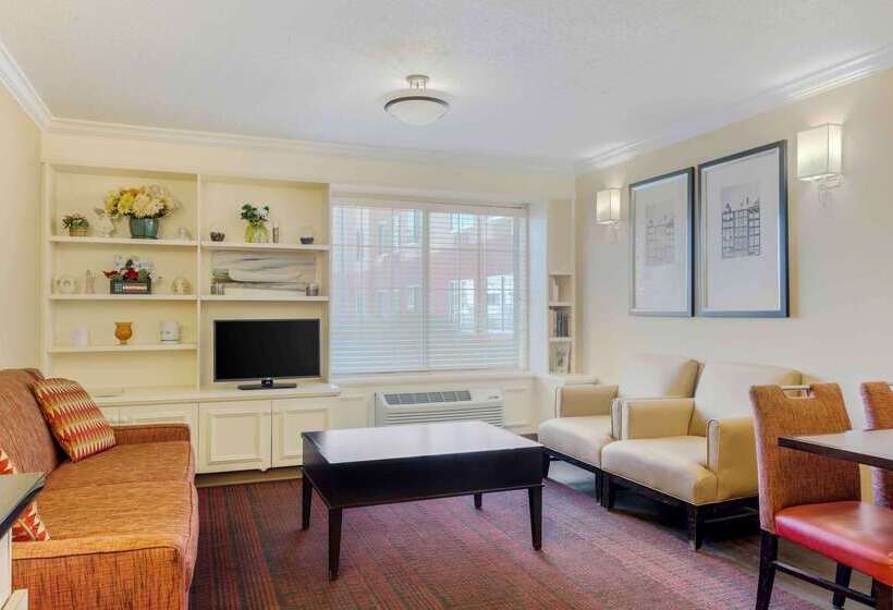 فندق Extended Stay America Suites  Boston  Waltham  52 4th Ave