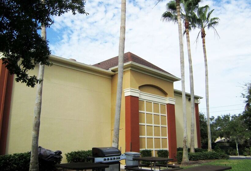 בית מלון כפרי Extended Stay America Suites  Clearwater  Carillon Park
