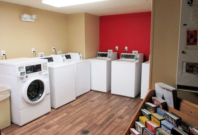 فندق Extended Stay America Suites  Kansas City  Country Club Plaza