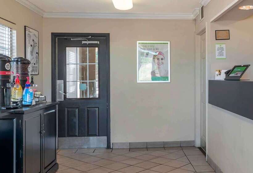 فندق Extended Stay America Suites  Kansas City  Shawnee Mission