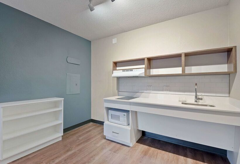 فندق Extended Stay America Suites  Miami  Airport  Blue Lagoon