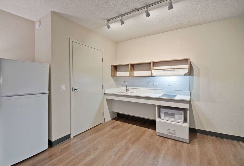 فندق Extended Stay America Suites  Miami  Airport  Blue Lagoon