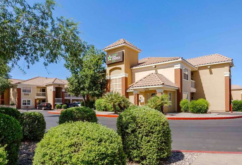 בית מלון כפרי Extended Stay America Suites  Phoenix  Scottsdale  Old Town