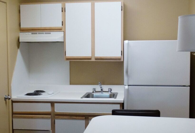 فندق Extended Stay America Suites  Sacramento  South Natomas