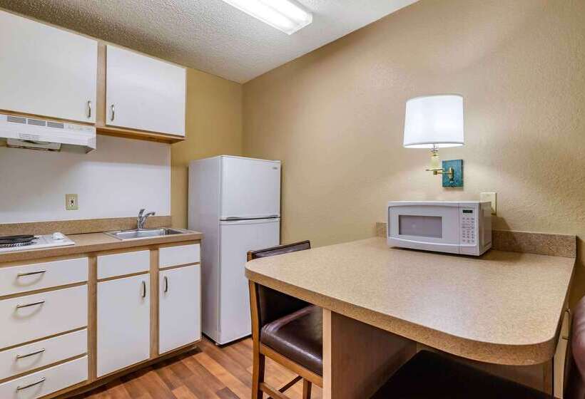 فندق Extended Stay America Select Suites   Tampa   Brandon