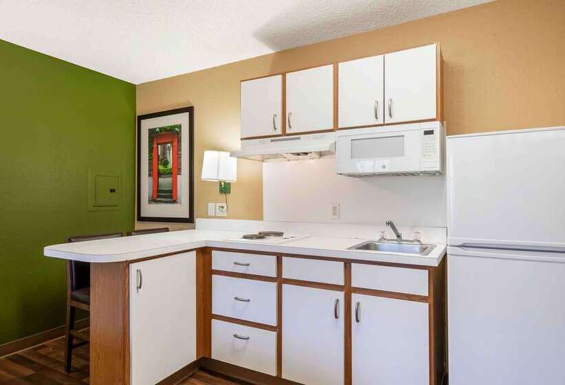 فندق Extended Stay America Select Suites   Tampa   Brandon