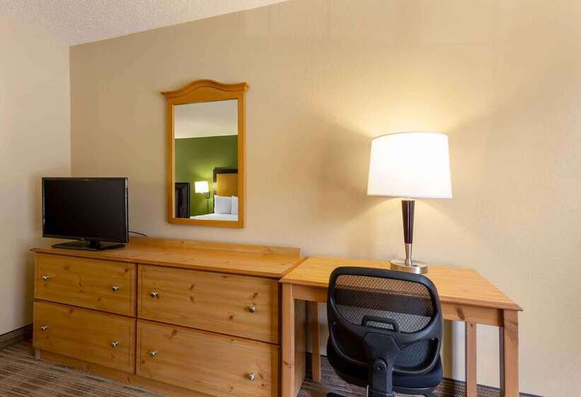 酒店 Hometowne Studios By Red Roof Chantilly