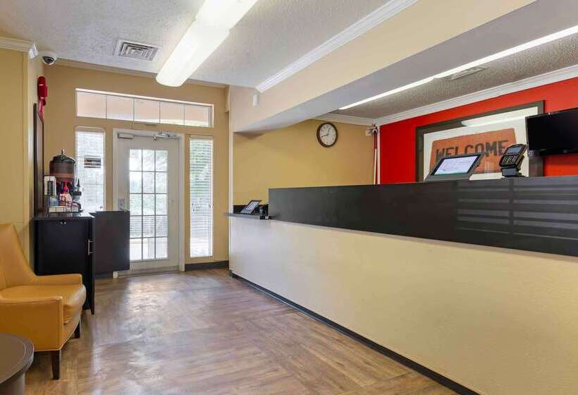 酒店 Hometowne Studios By Red Roof Chantilly