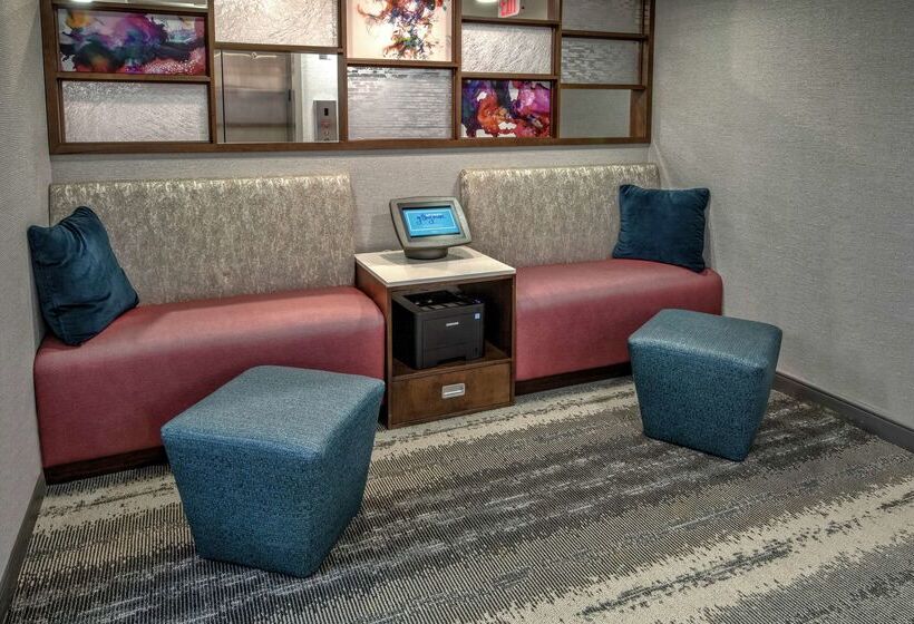 فندق Hampton Inn New Albany Louisville West