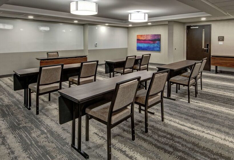 فندق Hampton Inn New Albany Louisville West