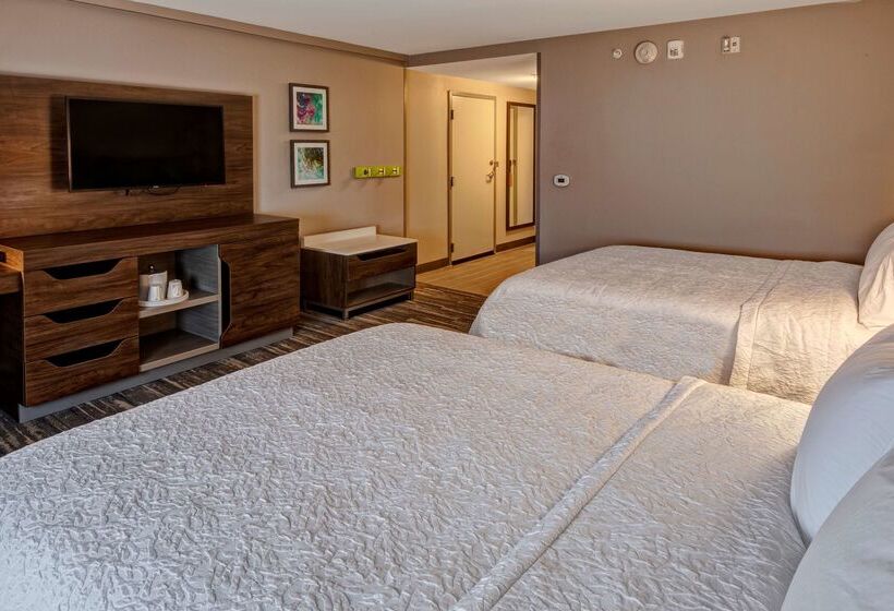 فندق Hampton Inn New Albany Louisville West