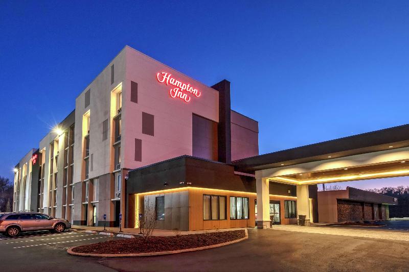 فندق Hampton Inn New Albany Louisville West