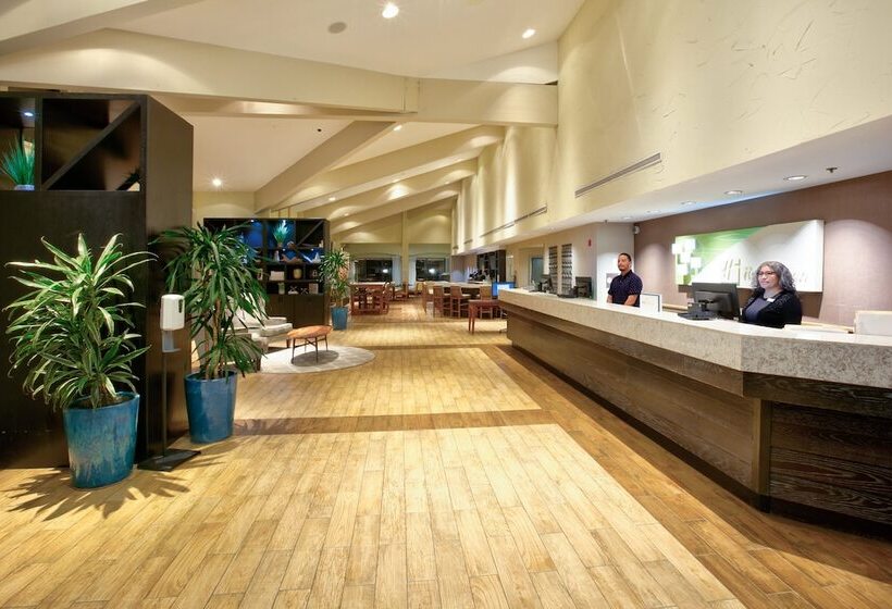 בית מלון כפרי Holiday Inn & Suites Santa Maria, An Ihg