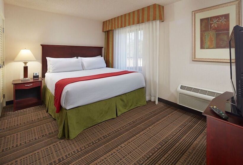 בית מלון כפרי Holiday Inn & Suites Santa Maria, An Ihg
