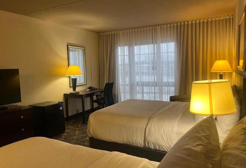 Holiday Inn Hotel & Suites Springfield, An Ihg